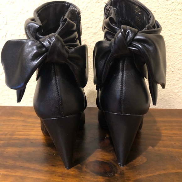 Colin Stuart black ankle booties size 7 - Picture 5 of 7